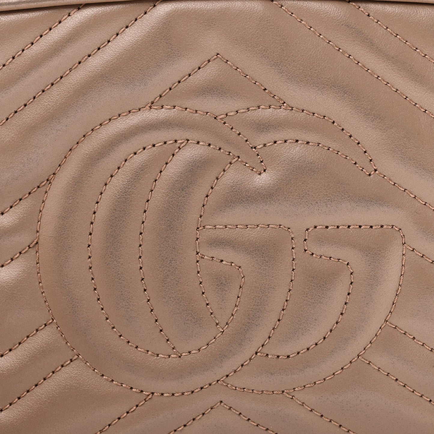 Calfskin Matelasse Small GG Marmont Chain Shoulder Bag Porcelain Rose
