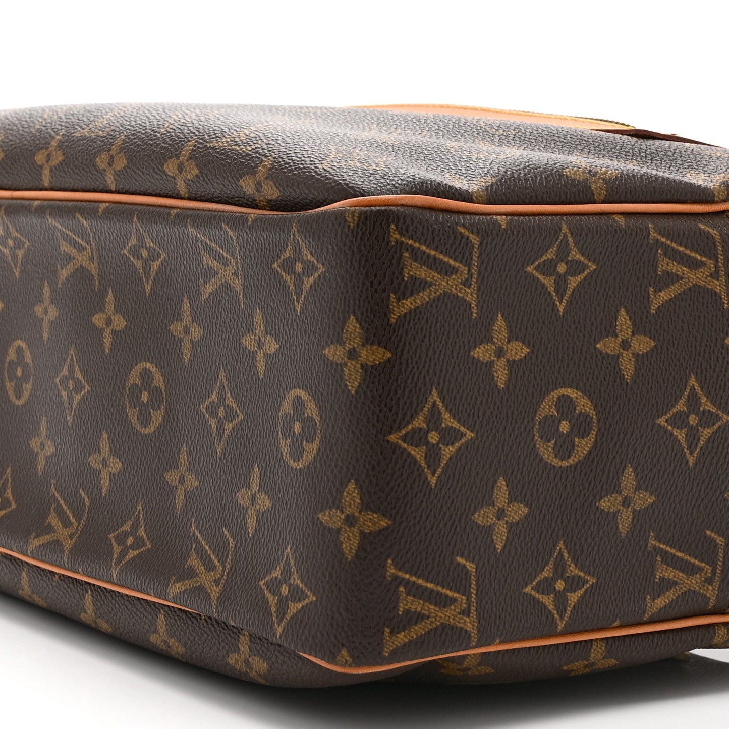 Monogram Cite GM