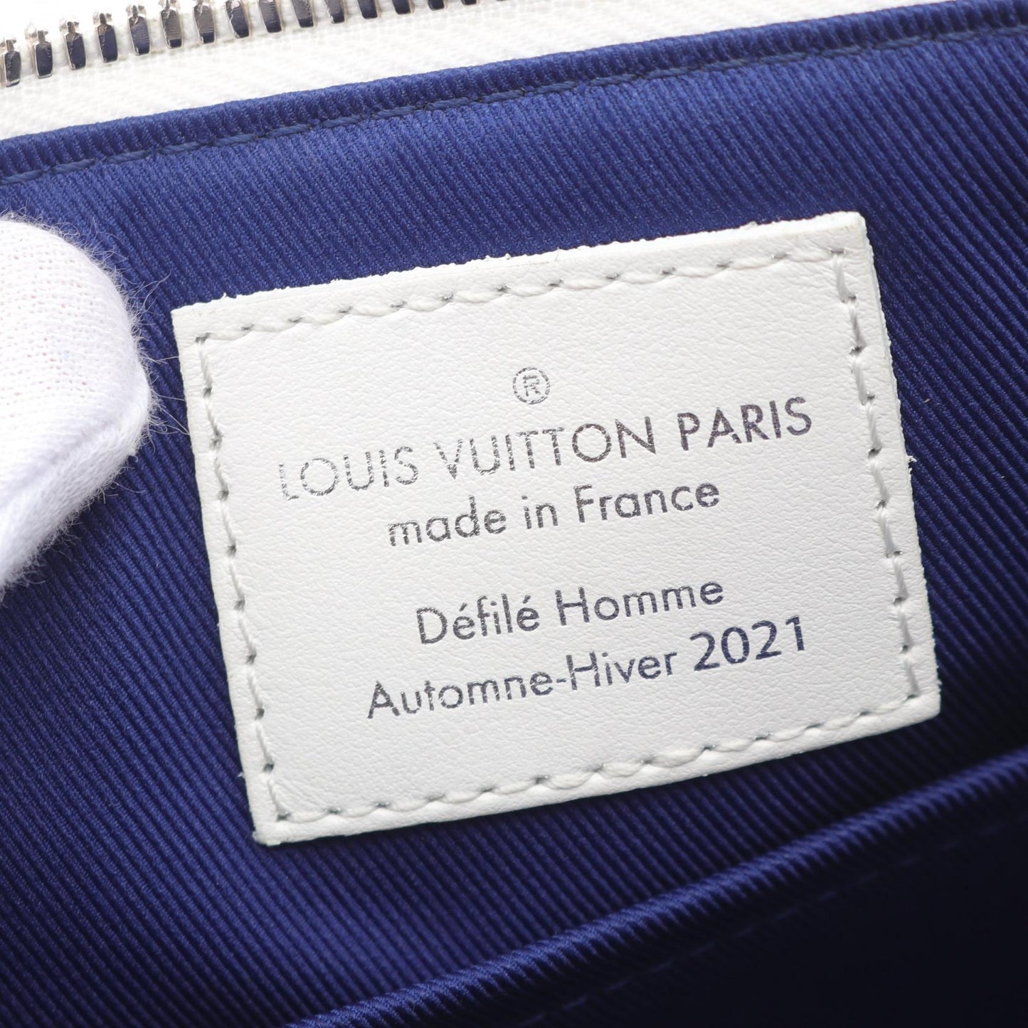 Louis Vuitton City Keepall Everyday LV Leather Shoulder Bag