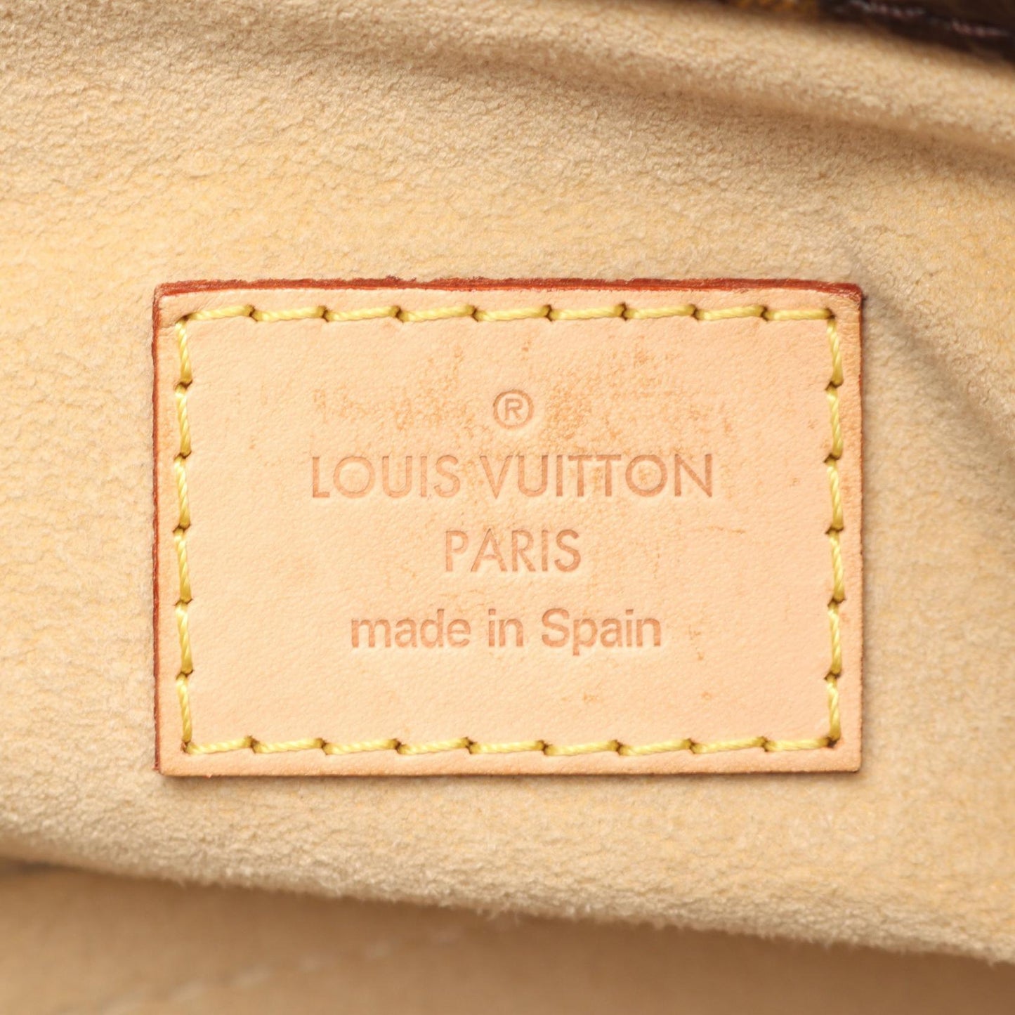 Louis Vuitton Artsy Monogram Shoulder Bag