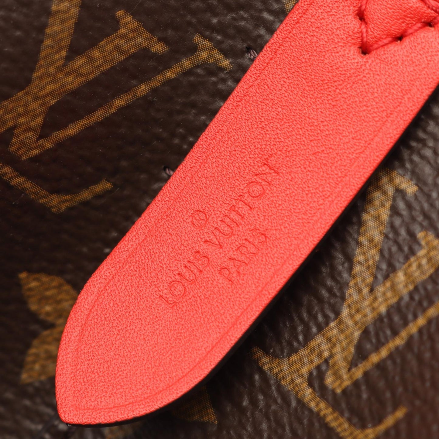 Louis Vuitton NeoNoe Monogram Coated Canvas Shoulder Bag