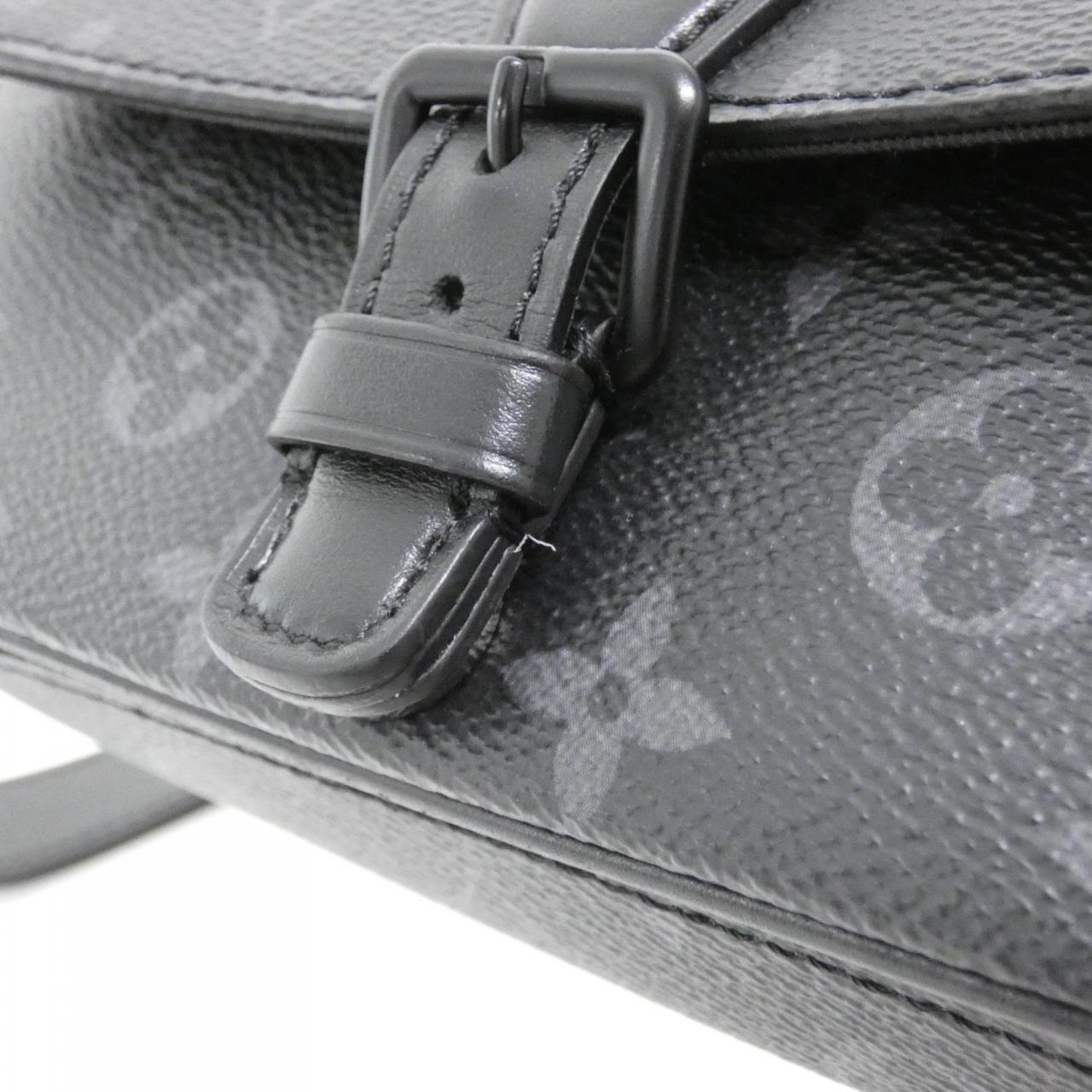 Louis Vuitton Monogram Monogram Coated Canvas Shoulder Bag