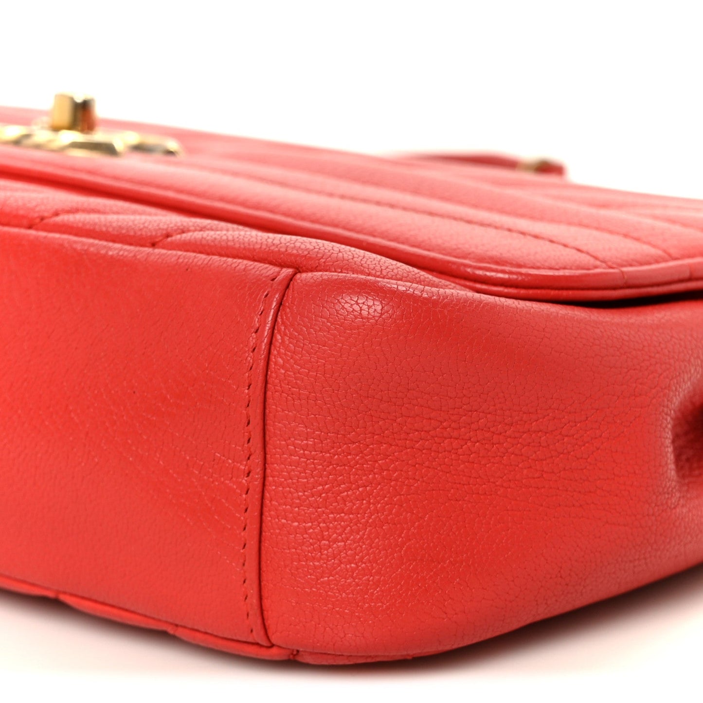 Shiny Goatskin Diagonal Quilted Medium Flap Red