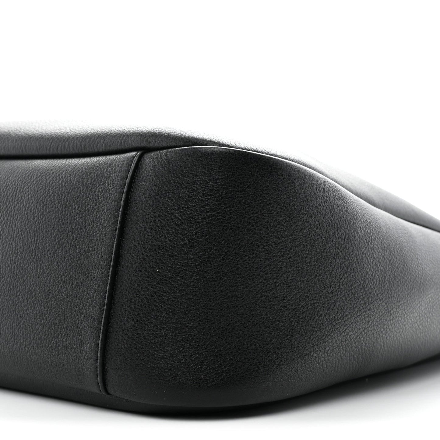Supple Calfskin Large Le 5 A 7 Soft Hobo Black