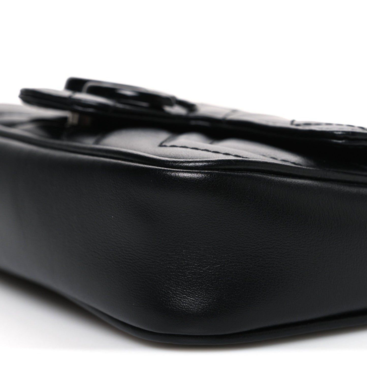 Calfskin Matelasse Monochrome GG Marmont Chain Belt Bag Black