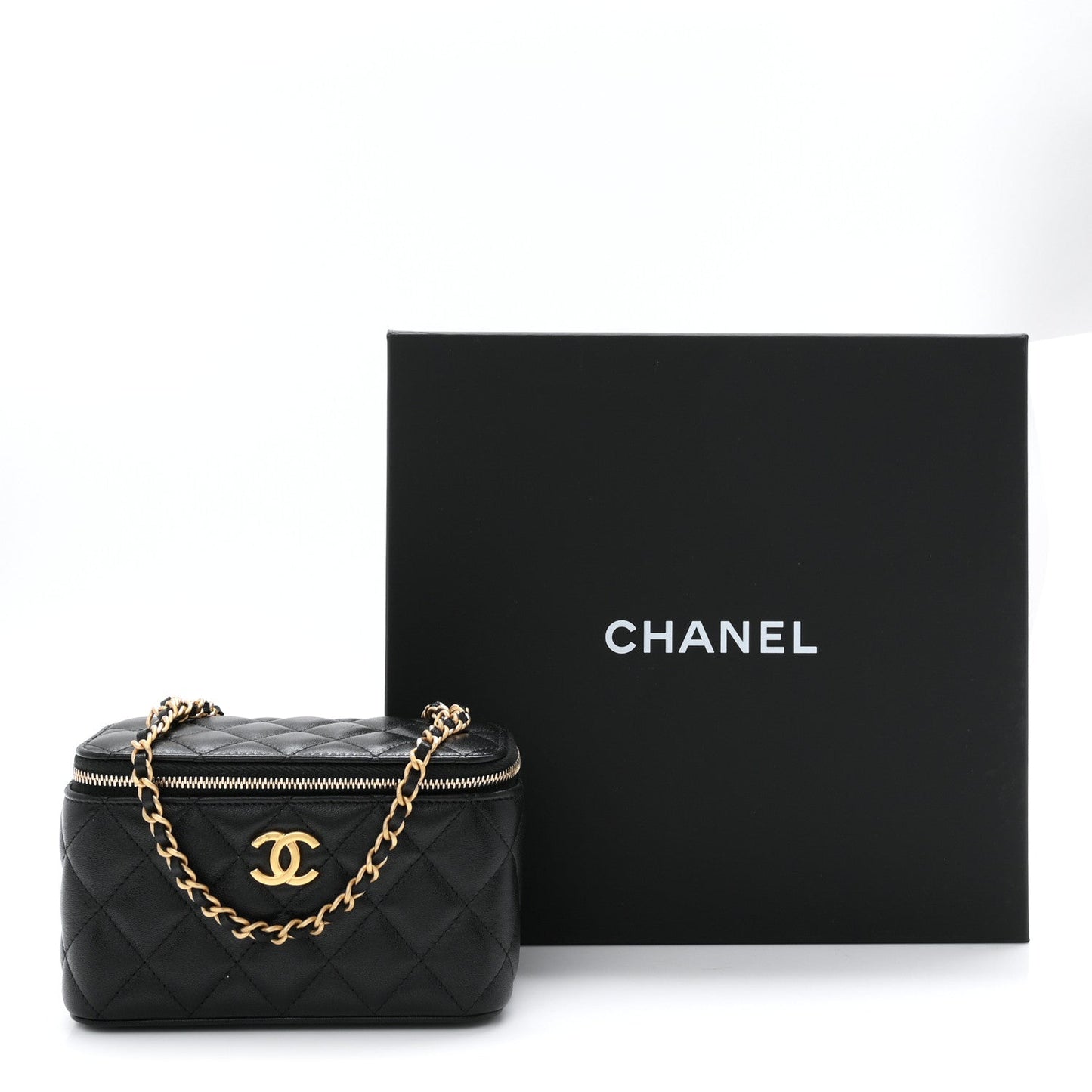 Lambskin Quilted Small Heart Vanity Case With Chain Black