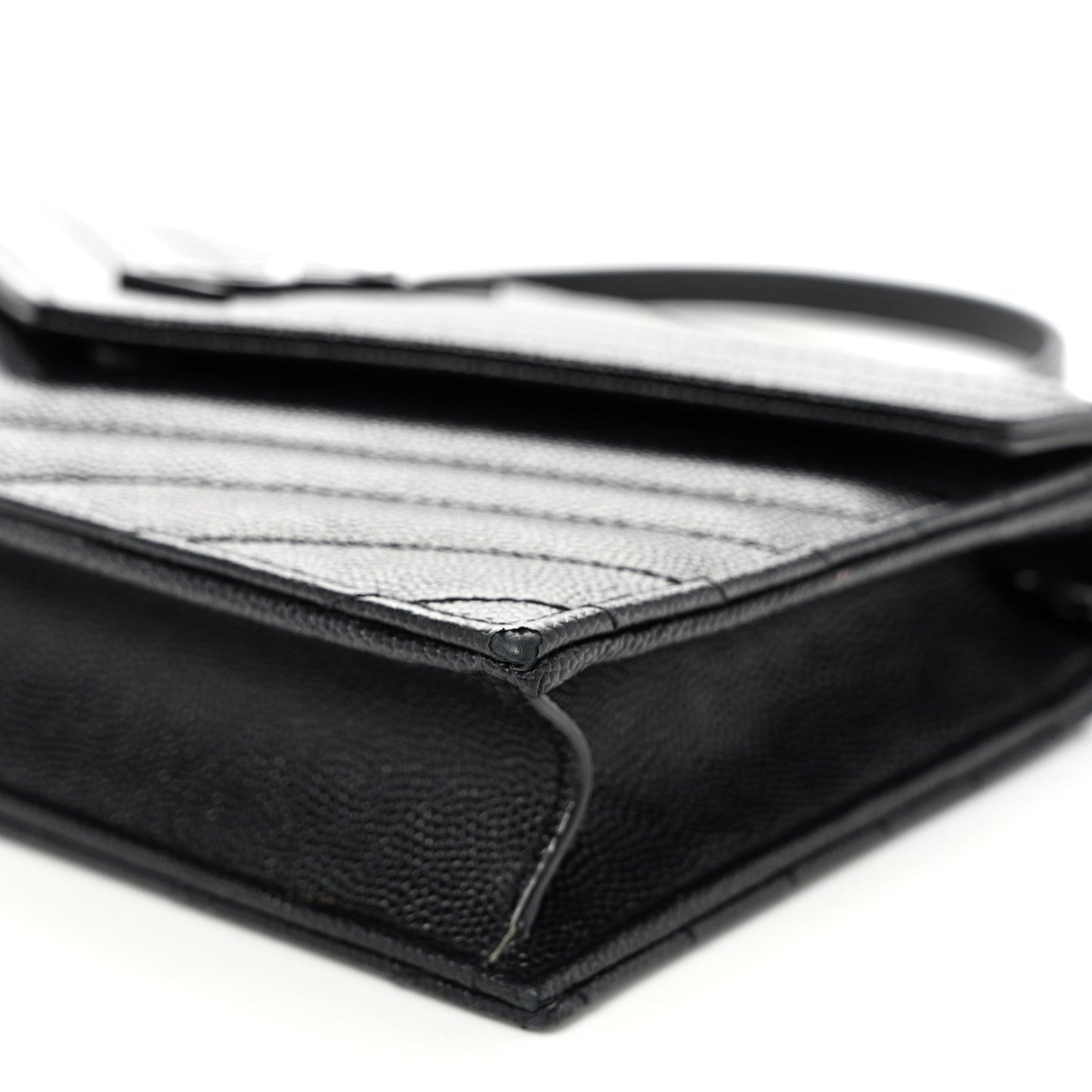 Grain De Poudre Matelasse Chevron Monogram Monochrome Envelope Chain Wallet Black