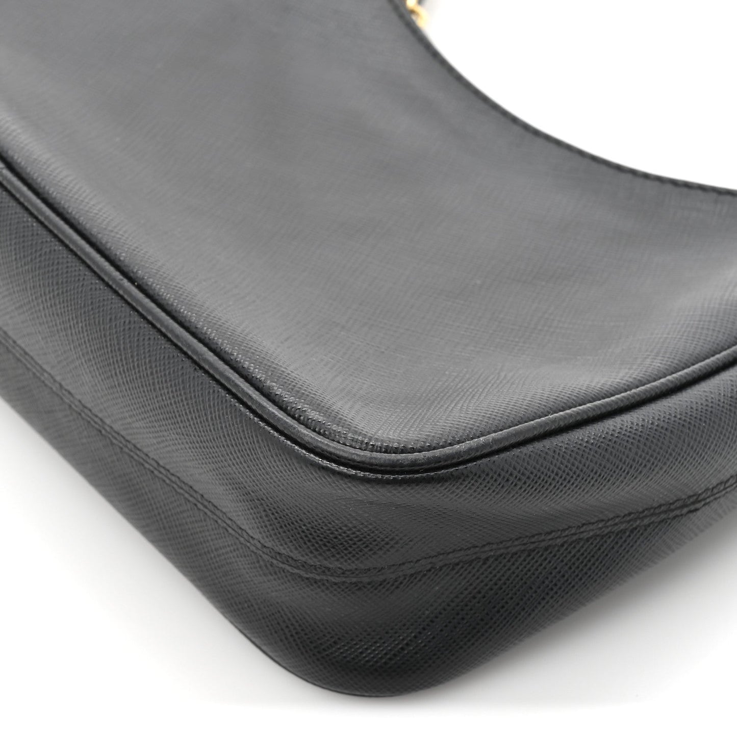Saffiano Lux Re-Edition 2005 Shoulder Bag Black