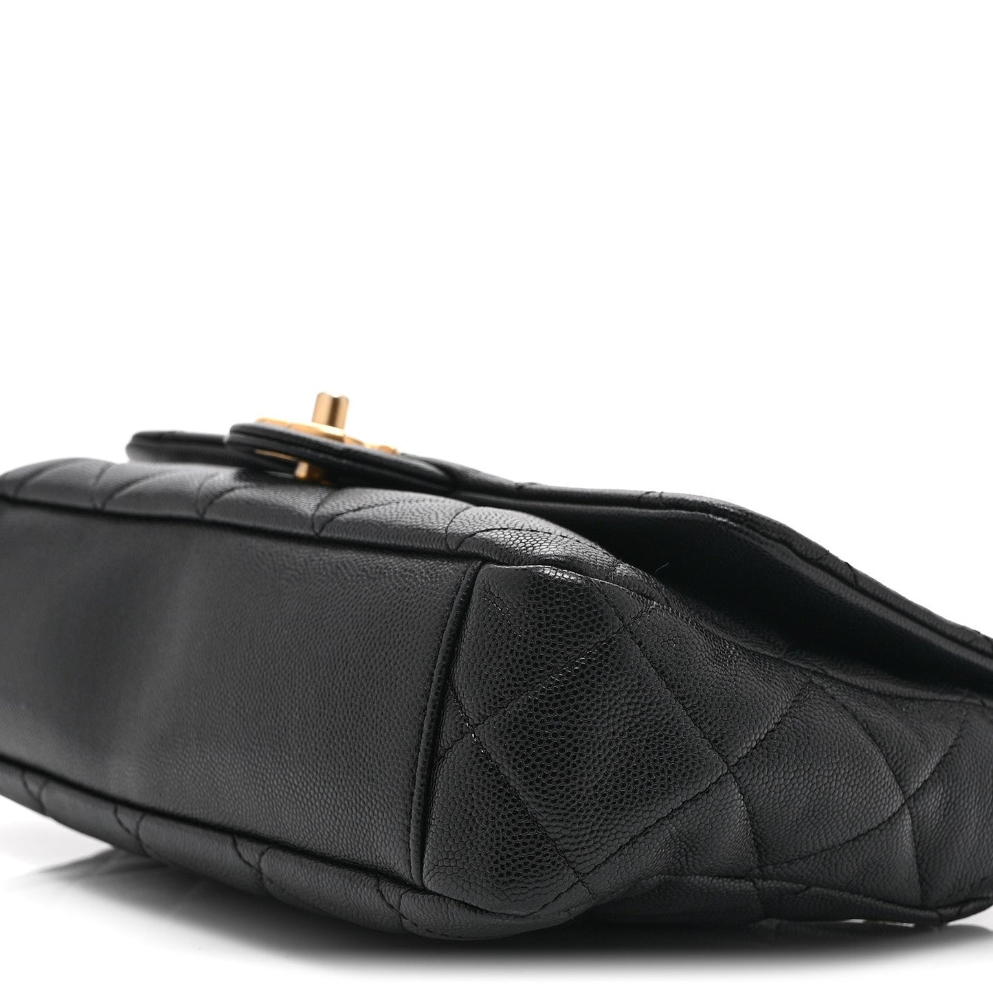 Caviar Quilted Medium Chain Flap Black