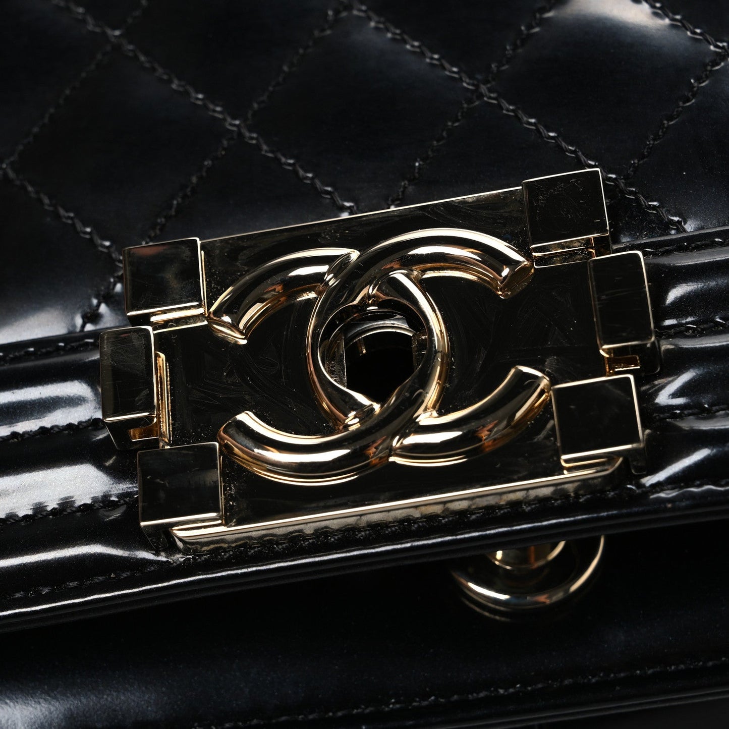 Iridescent Glazed Calfskin Quilted New Medium Boy Flap Black