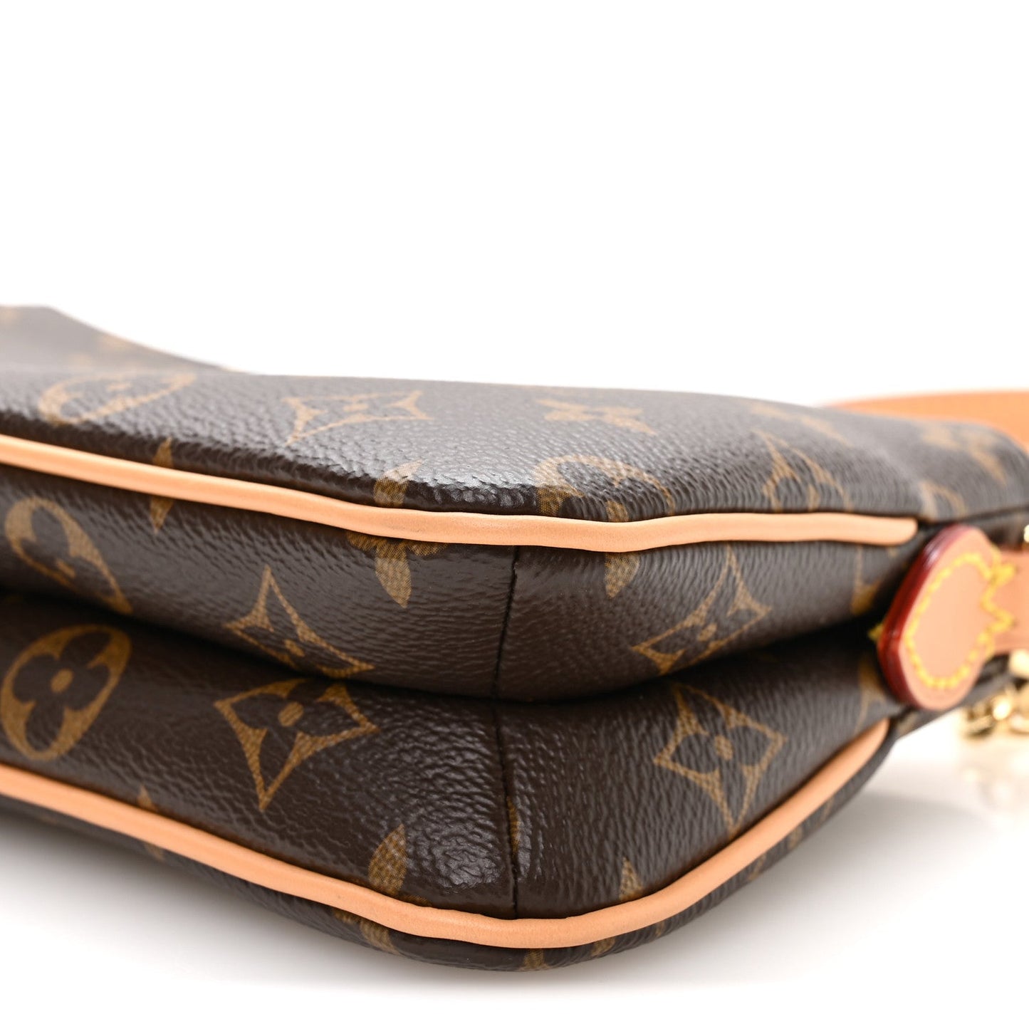 Monogram Liv Pochette