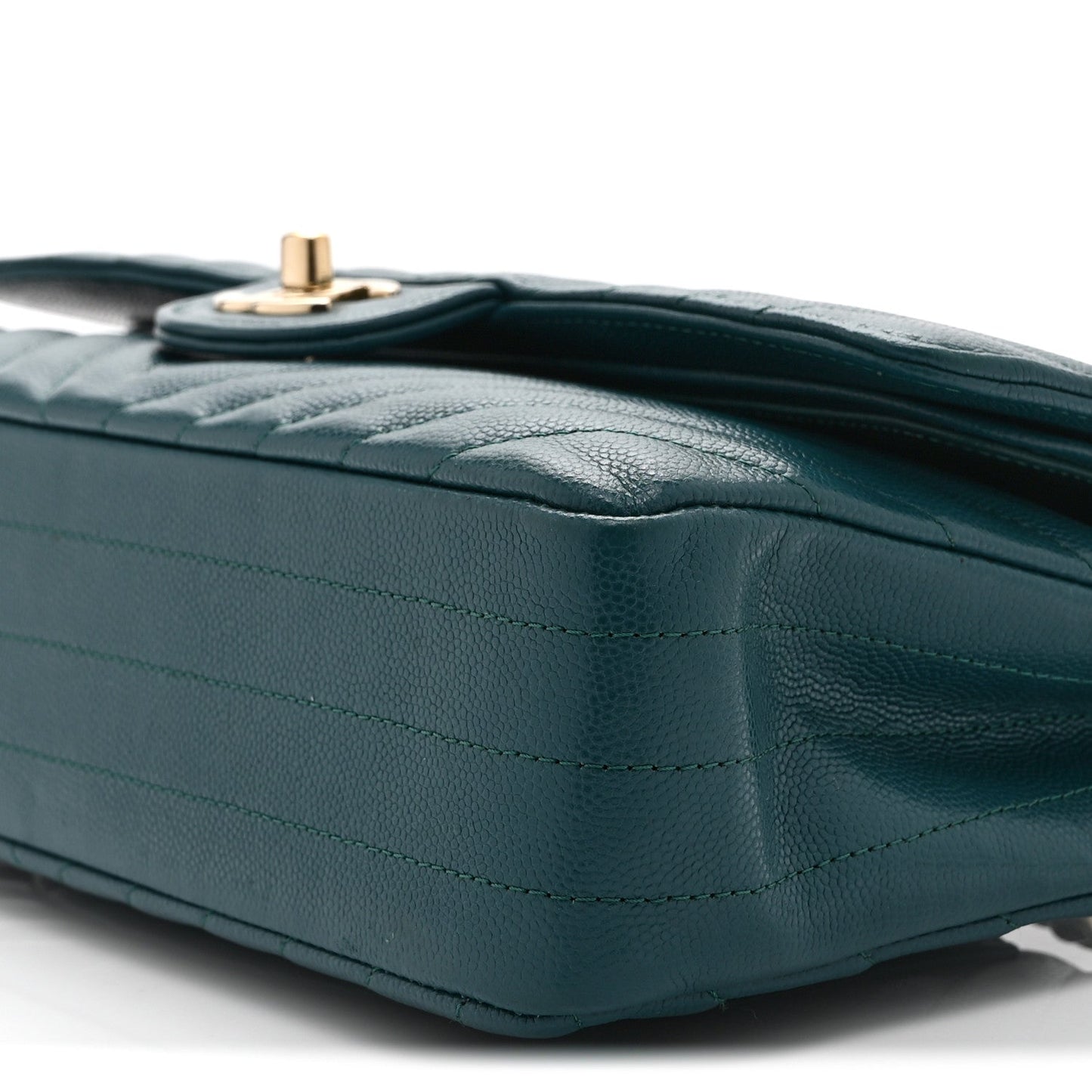 Caviar Chevron Quilted Medium Double Flap Green