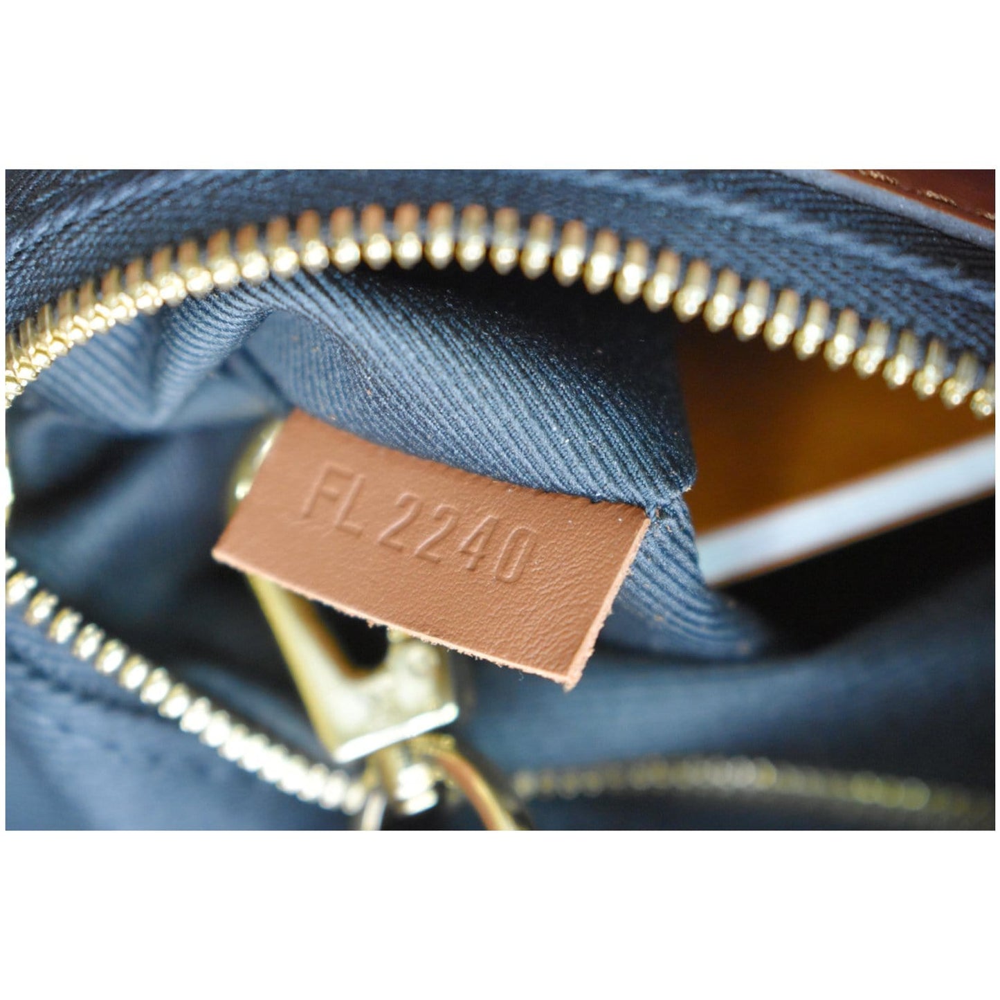 LOUIS VUITTON Dauphine PM Monogram Reverse Canvas Hobo Shoulder Bag Brown