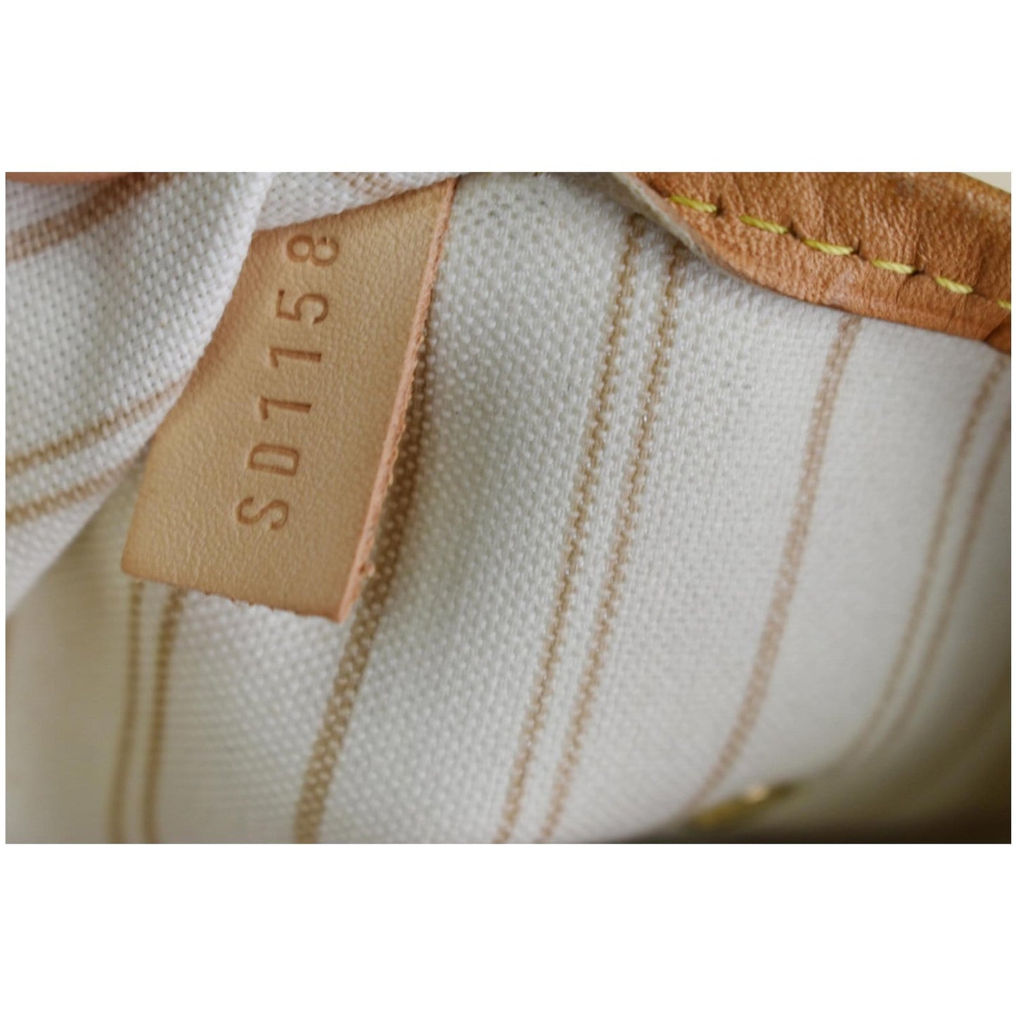 LOUIS VUITTON Neverfull MM Damier Azur Tote Shoulder Bag White
