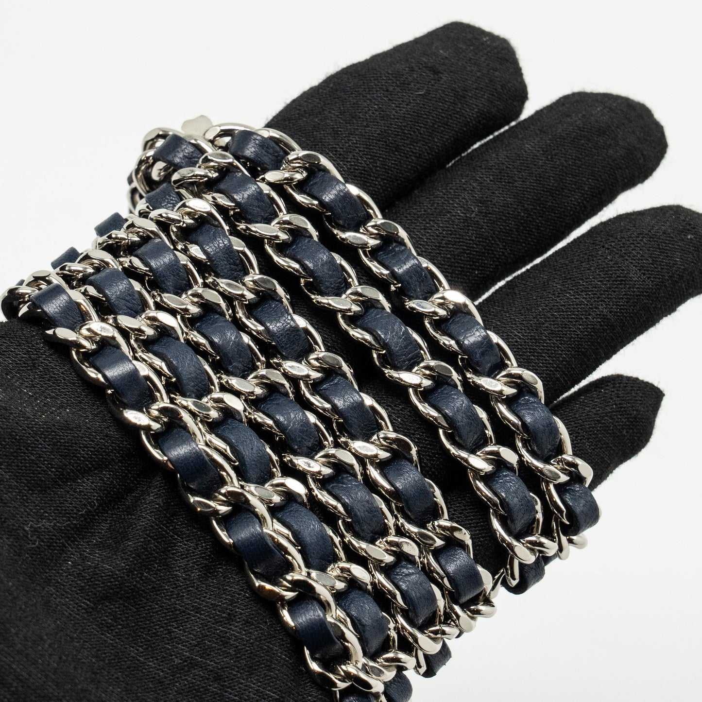 Chanel Round clutch with chain lambskin multicolour blue