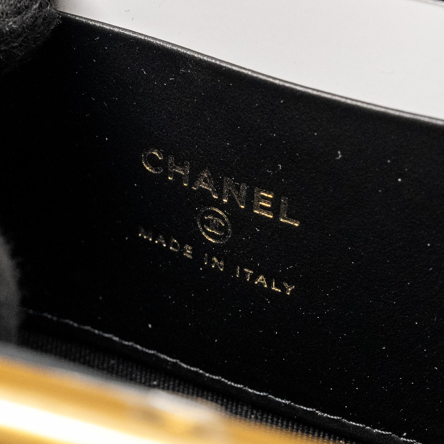 CHANEL 24A Bowknot Clutch With Chain Patent Crumpled lambskin/Shiny Lambskin Black/Pink (Microchip)