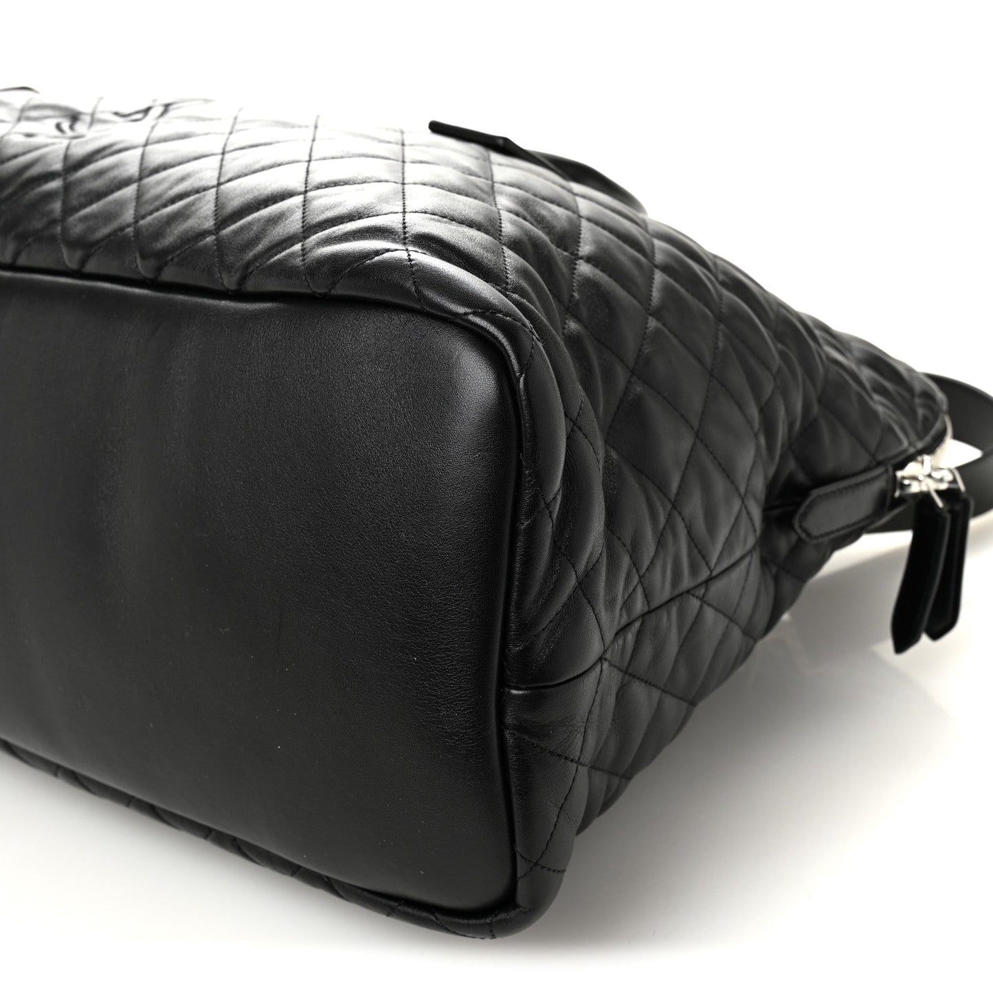 Calfskin Quilted ES Giant Travel Bag Black