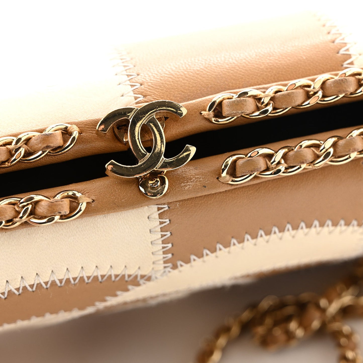 Lambskin CC Stitch Chain Around Clutch Beige White