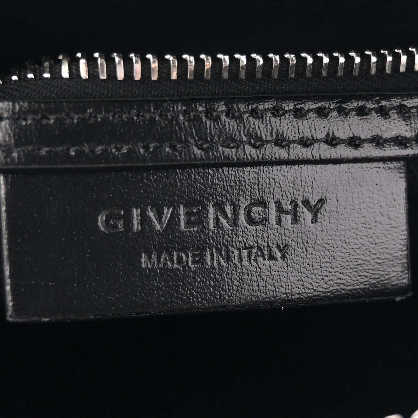 Shiny Lord Calfskin Mini Antigona Black
