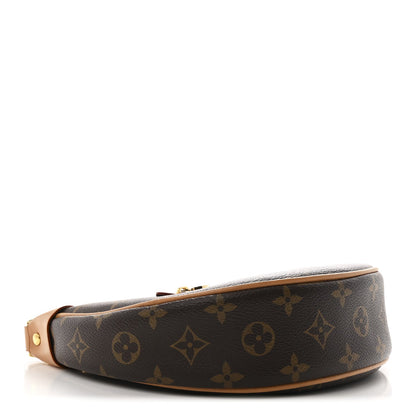 Monogram Loop
