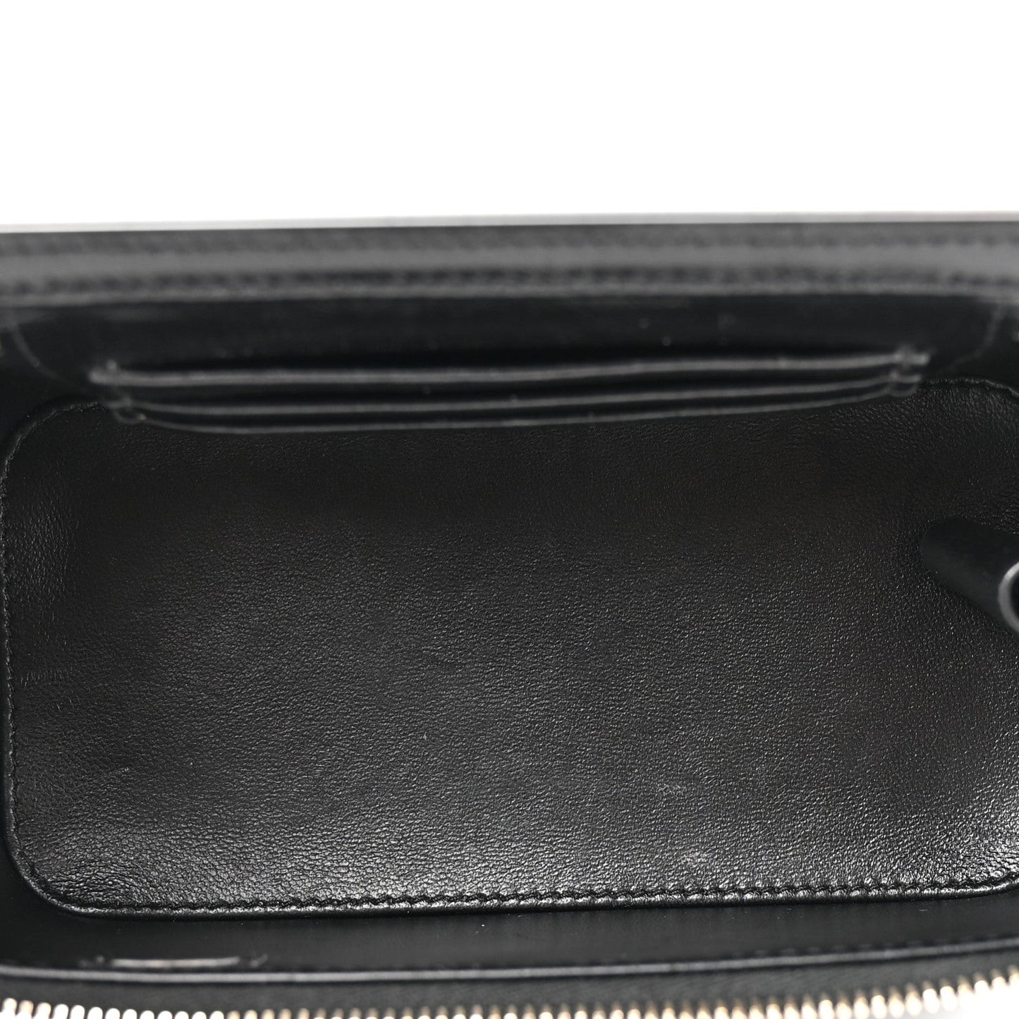 Lambskin Quilted Small Top Handle Vanity Case With Chain Black