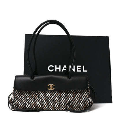 Tweed Calfskin Urban Essentials Small Shopping Bag Black Multicolor