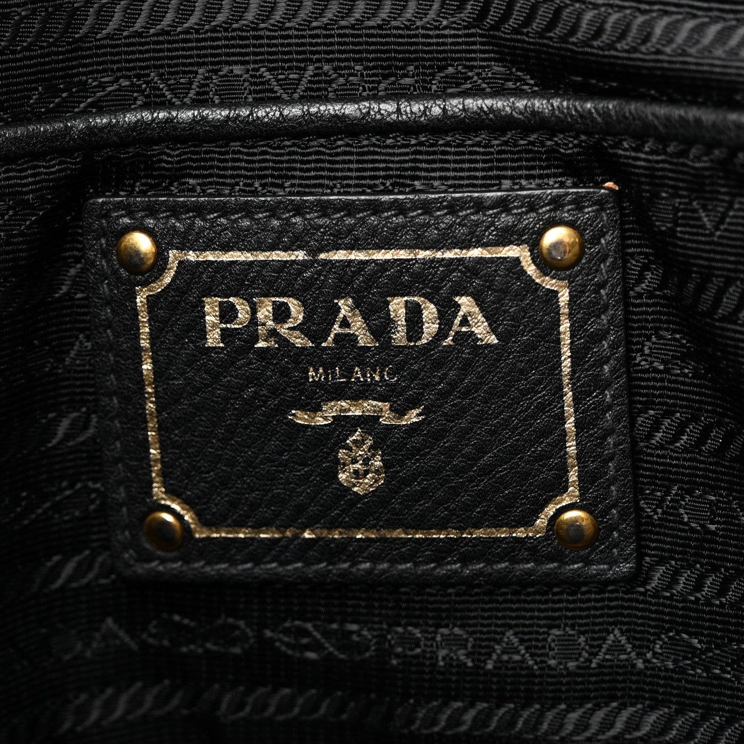 Vitello Daino Tote Black