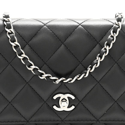 Lambskin Quilted CC Turnlock Wallet On Chain WOC Black