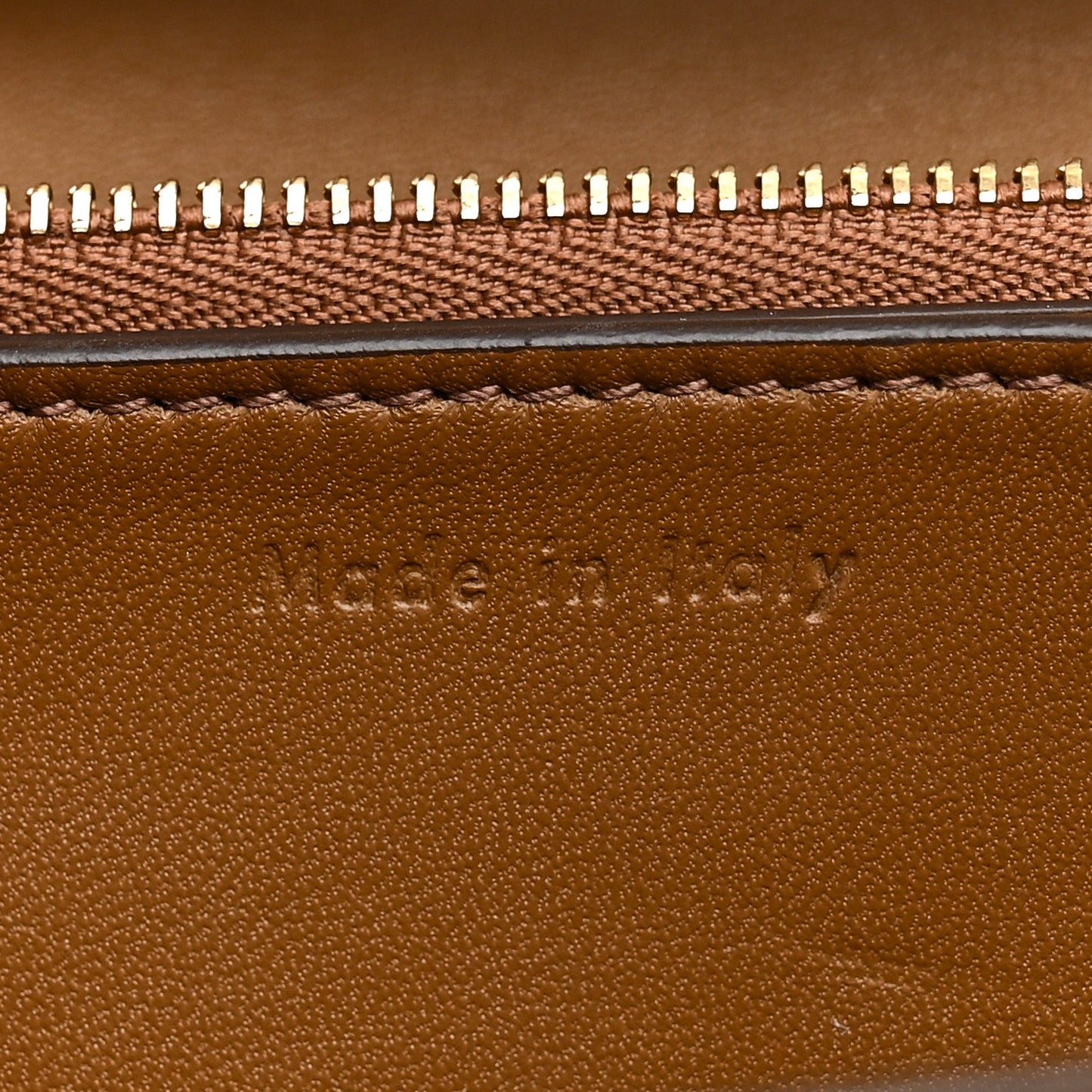Box Calfskin Medium Classic Box Flap Bag Camel