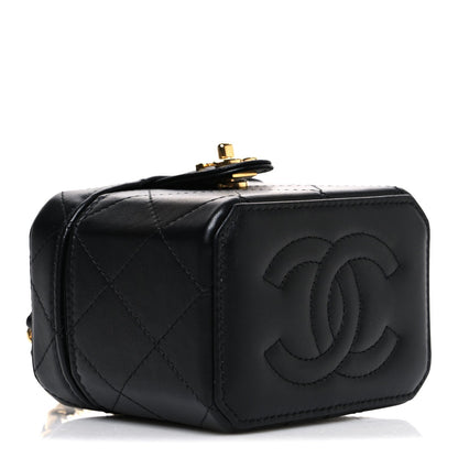 Lambskin Quilted Vanity Clutch With Chain Black