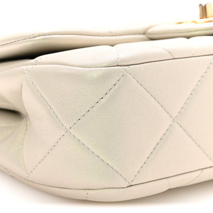 Pearly Lambskin Quilted Pearl Small Flap Light Grey