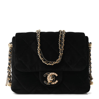 Velvet Quilted Crush On Chains Flap Bag Black