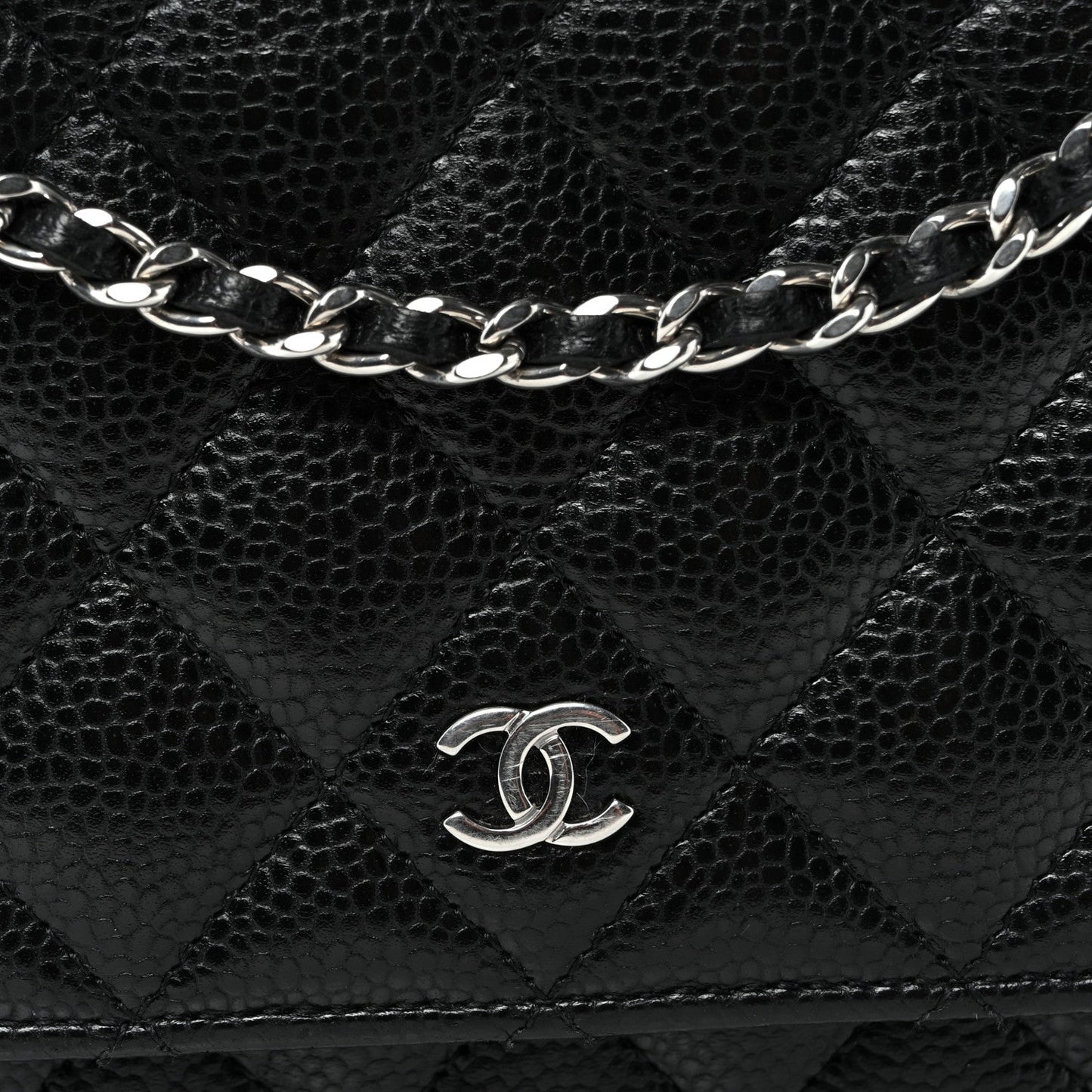 Caviar Quilted Wallet on Chain WOC Black