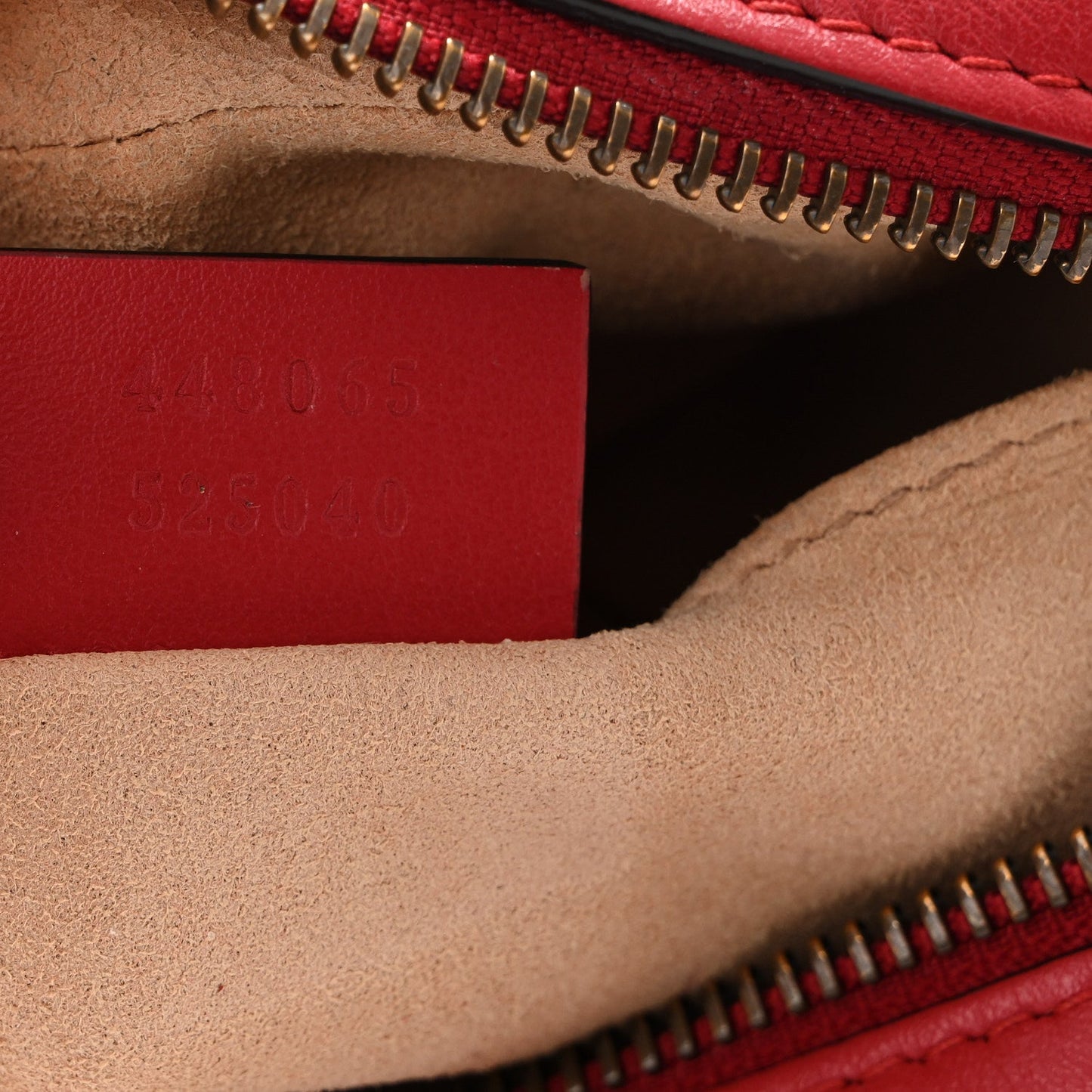 Calfskin Matelasse Mini GG Marmont Chain Shoulder Bag Hibiscus Red