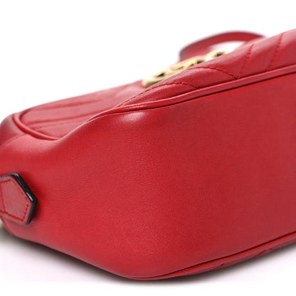 Calfskin Matelasse Small GG Marmont Chain Shoulder Bag Hibiscus Red