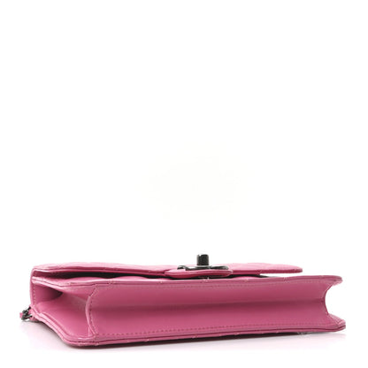Lambskin Quilted Medium Crossing Times Flap Pink
