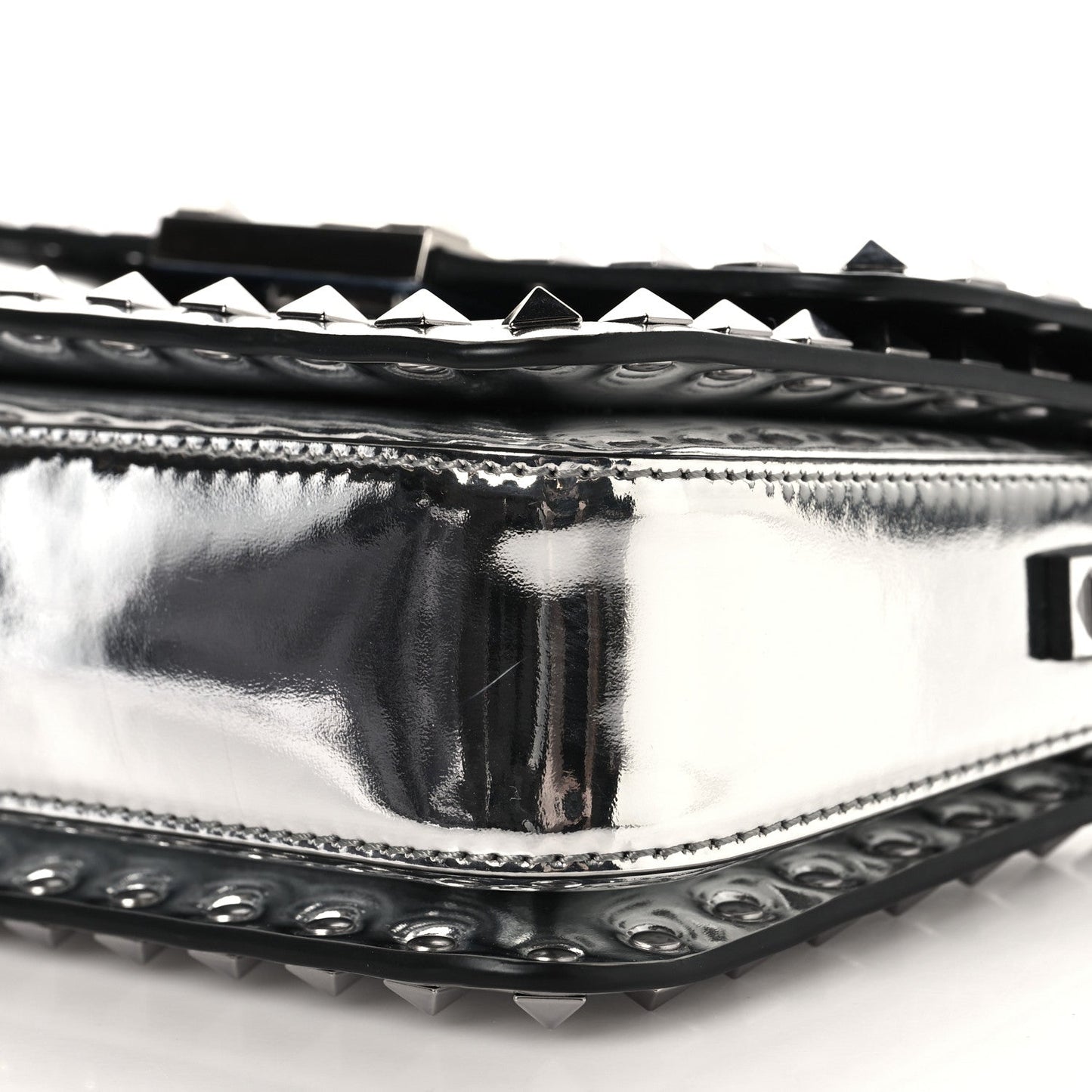 Mirror Calfskin Small Rockstud23 Shoulder Bag Silver