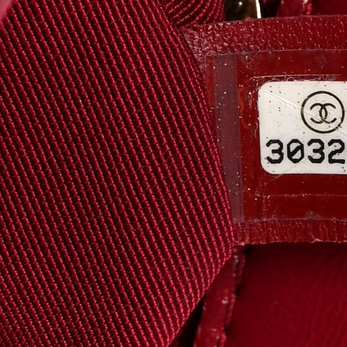Shiny Lambskin Quilted Small Fashion Therapy Flap Bag Red