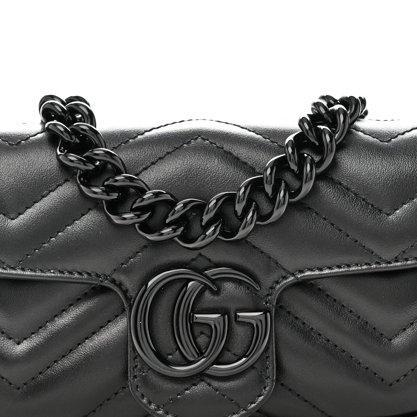 Calfskin Matelasse Monochrome GG Marmont Chain Belt Bag Black