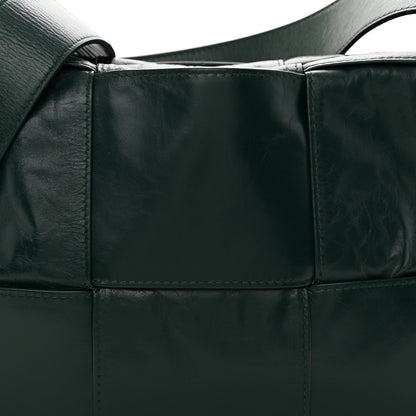 Paper Calfskin Maxi Intreccio Medium Arco Camera Bag Emerald Green