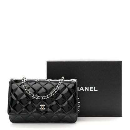 Patent Quilted Wallet On Chain WOC Black