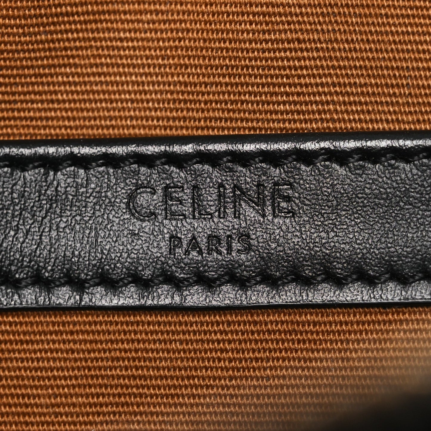 Triomphe Canvas Medium Messenger Bag Black