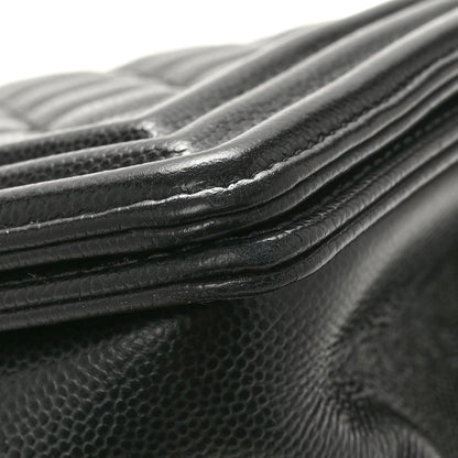 Caviar Quilted Medium Boy Flap Black