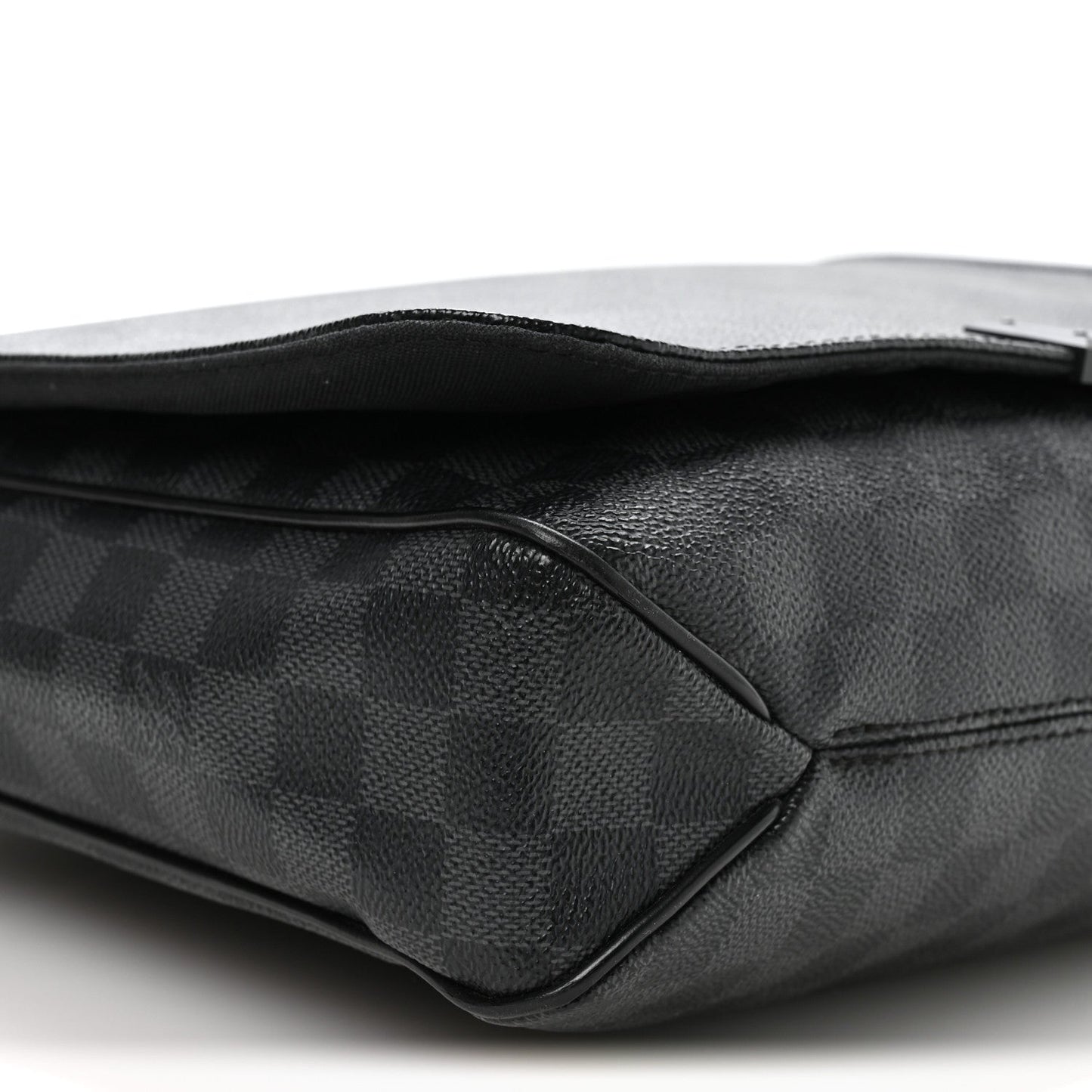 Damier Graphite District MM