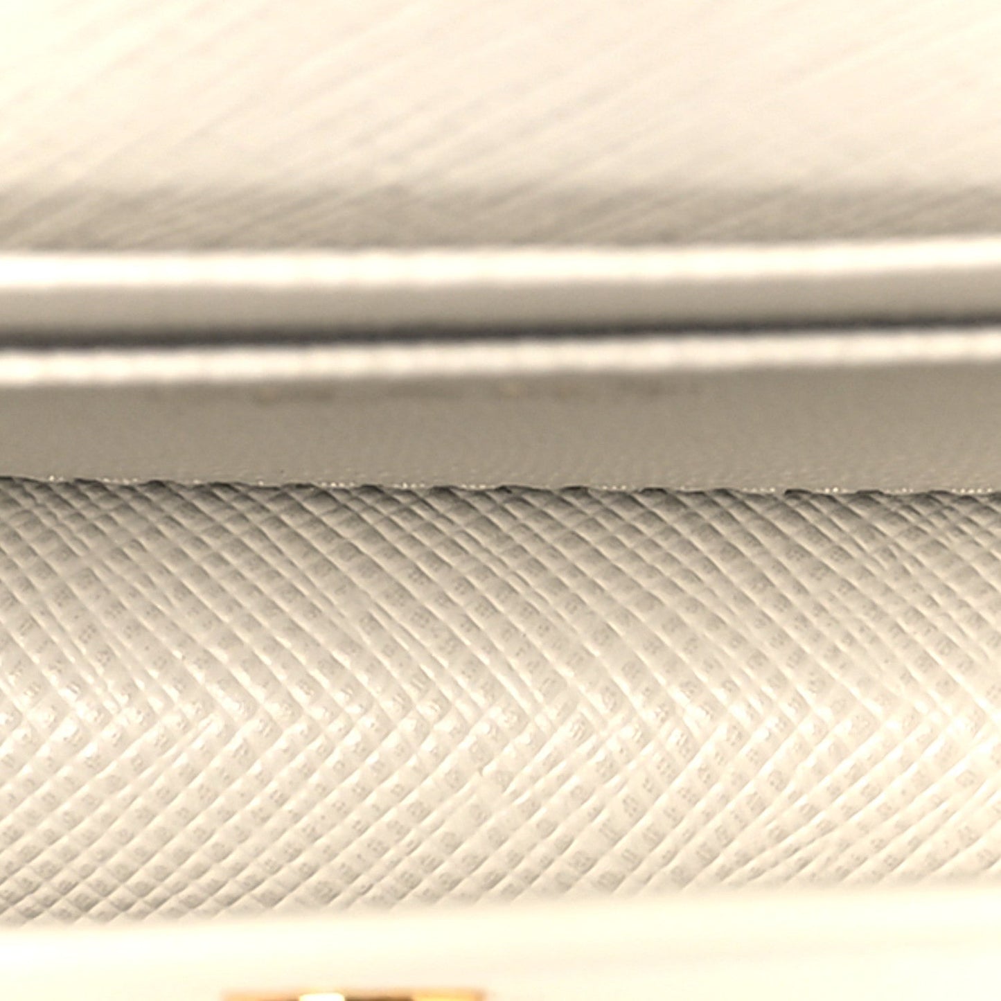 Saffiano Card Holder With Chain Talco
