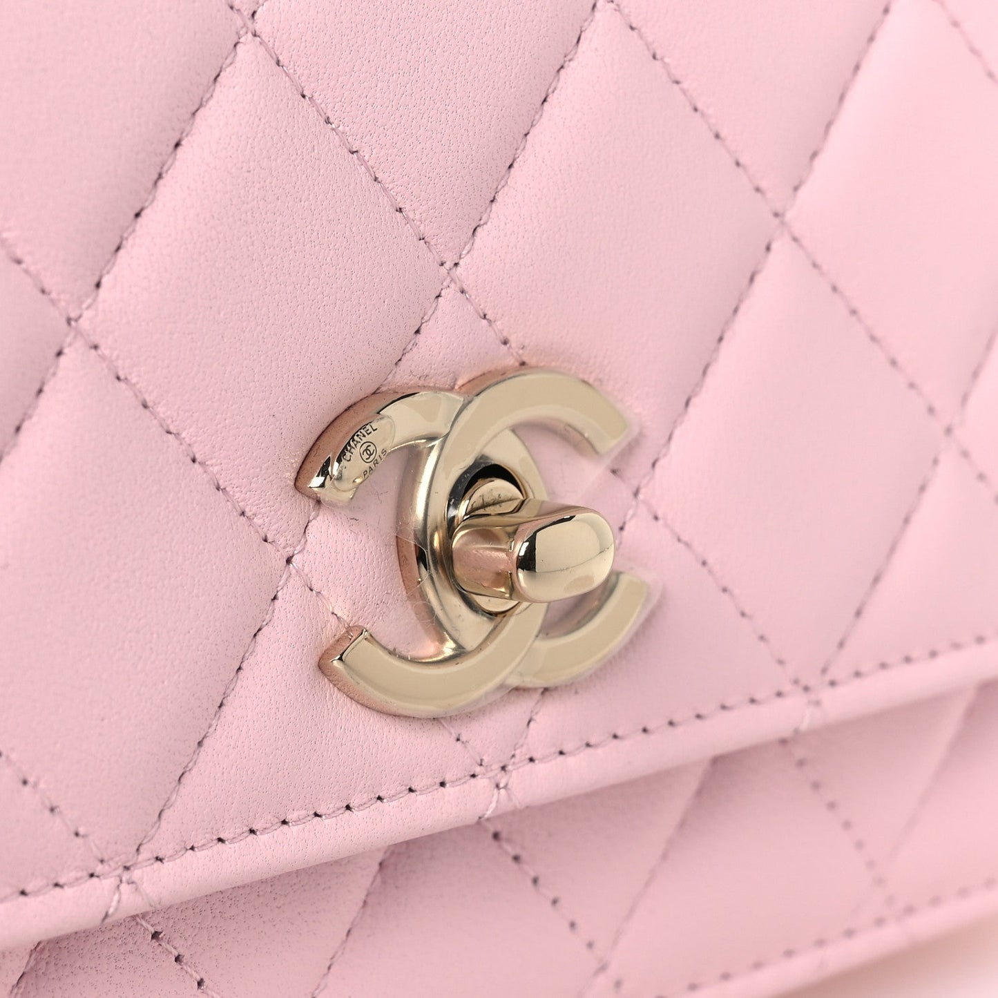 Lambskin Quilted Trendy Chain CC Wallet On Chain WOC Light Pink