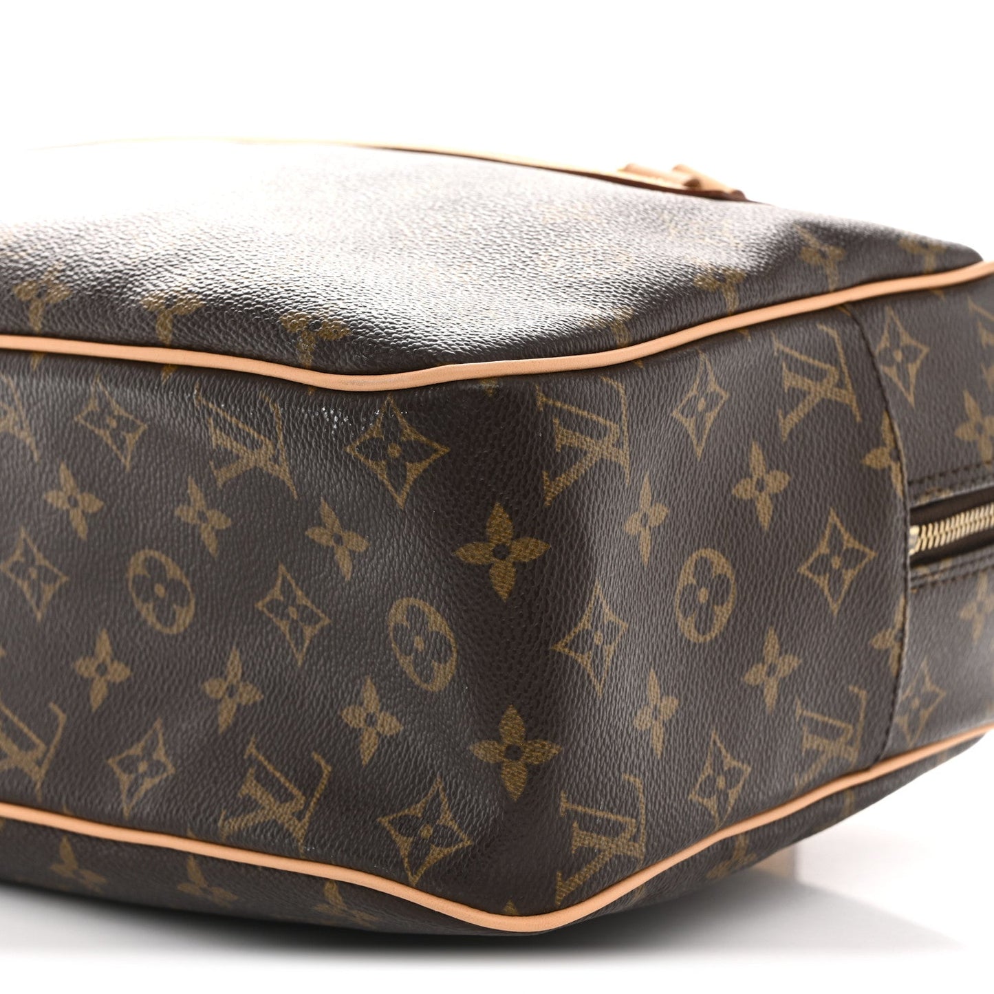 Monogram Cite GM
