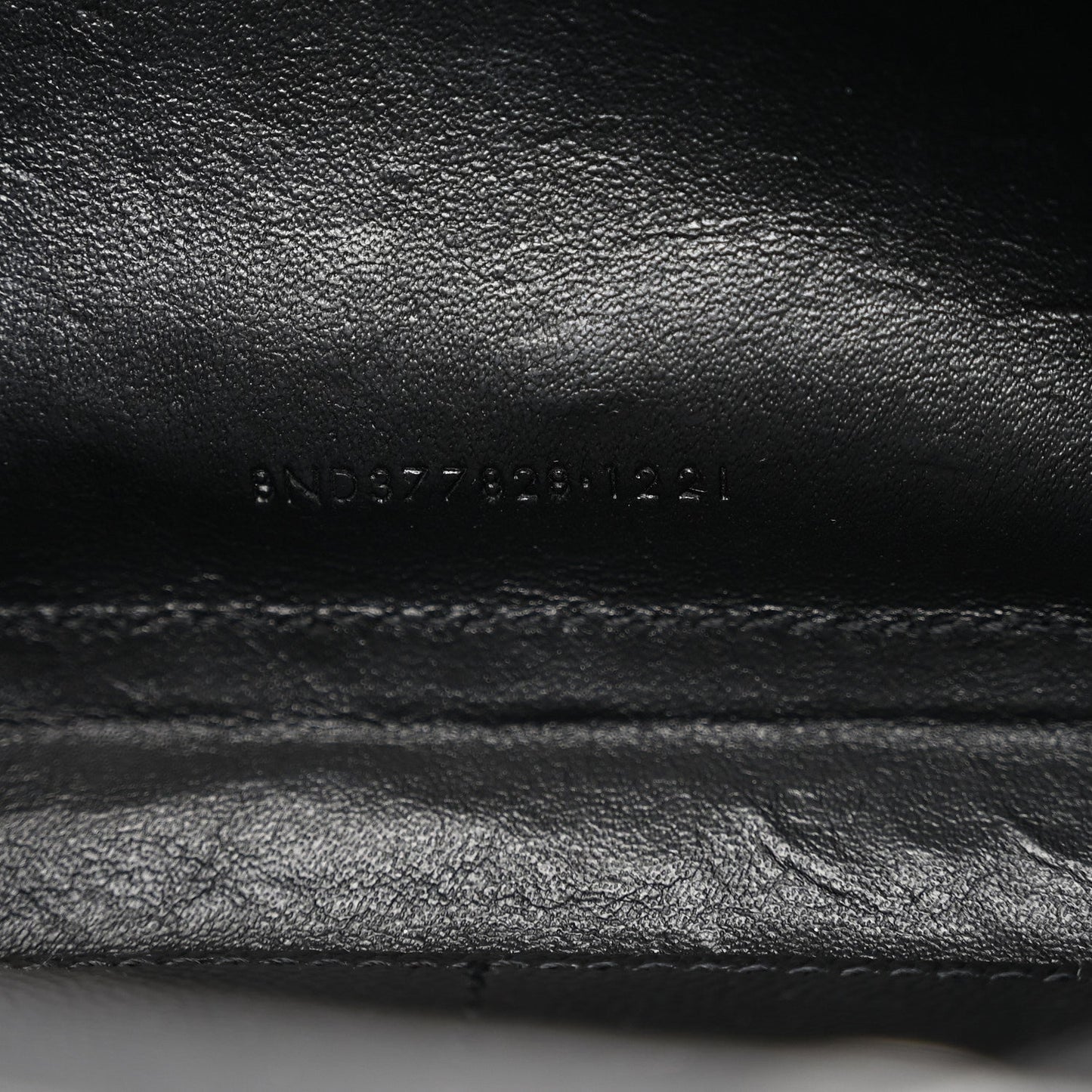 Grain De Poudre Matelasse Chevron Monogram Chain Wallet Black