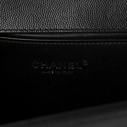 Caviar Quilted Medium Boy Flap Black