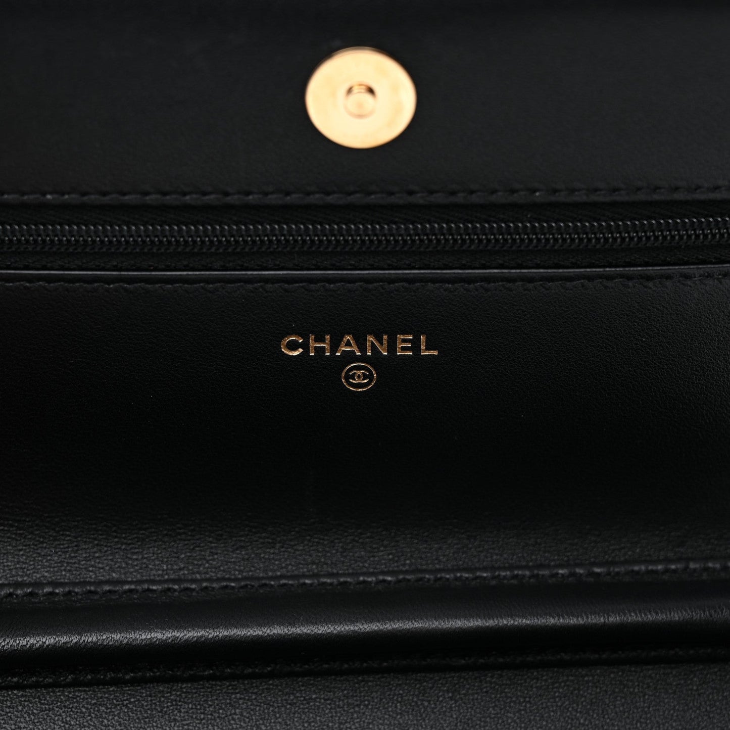 Lambskin Quilted Wallet On Chain WOC Black